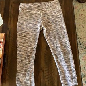 Fabletics crop yoga pants